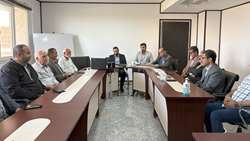 نشست اعضای انجمن آبادگران گرمسار با رئیس بیمارستان معتمدی برگزار شد